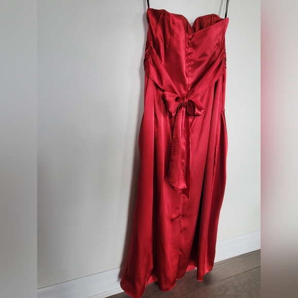 Alfred Angelo Red Satin Dress - Picture 7 of 15